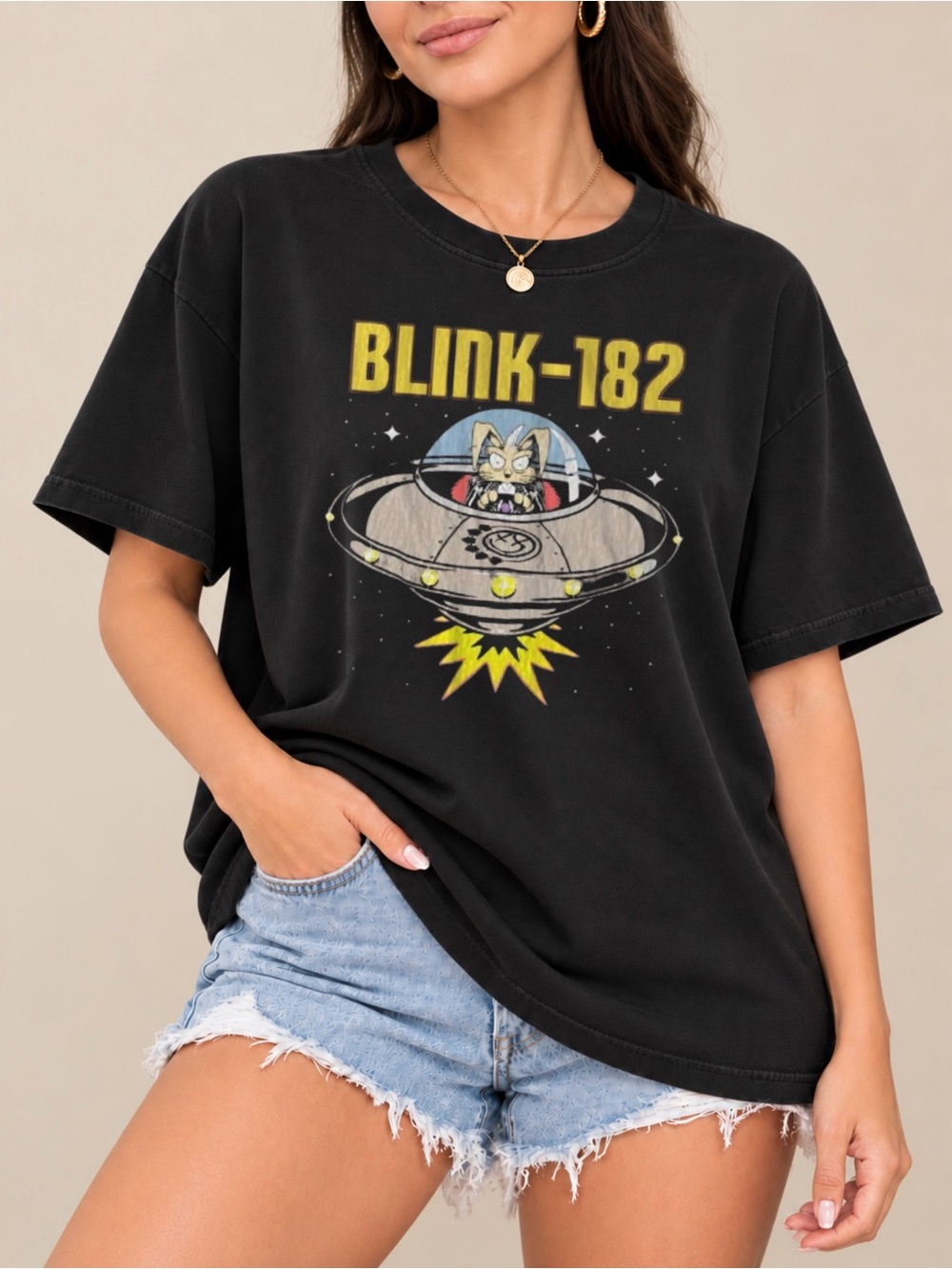 Blink-182 UFO Graphic Tee Vintage Y2K Pop Punk Band Unisex T-shirt